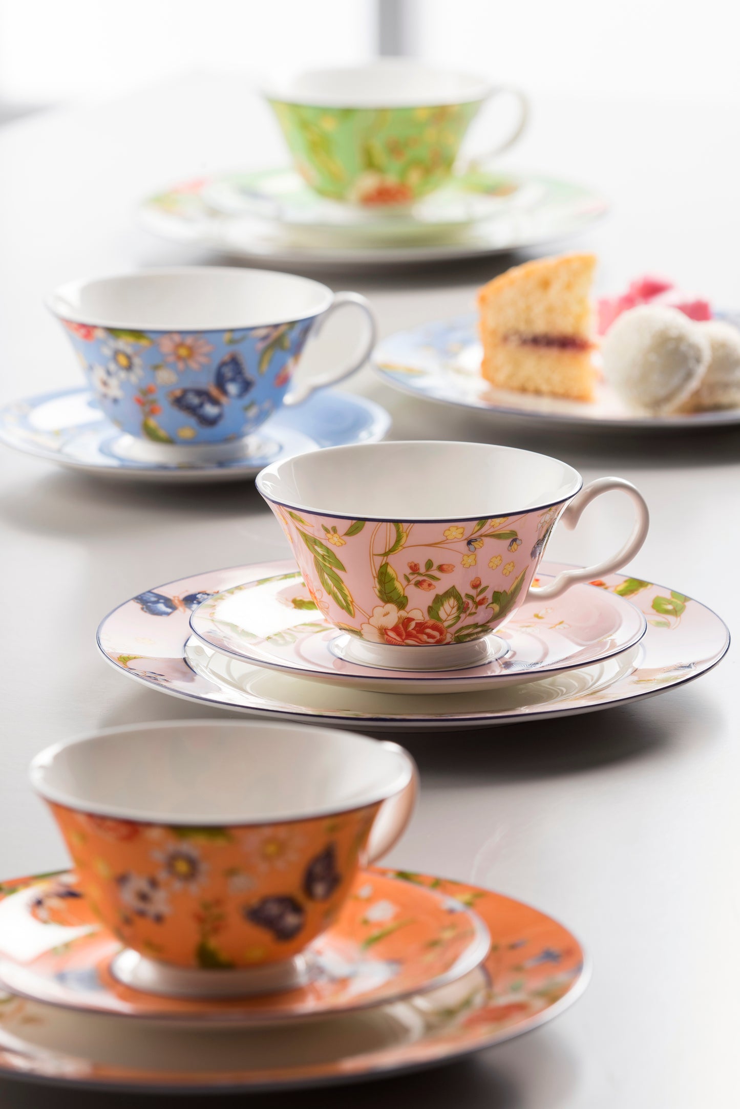 Aynsley Cottage Garden Windsor Teacup and Saucer Set of 4