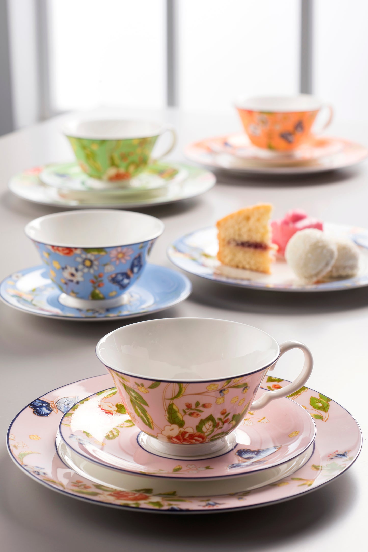 Aynsley Cottage Garden Windsor Teacup and Saucer Set of 4