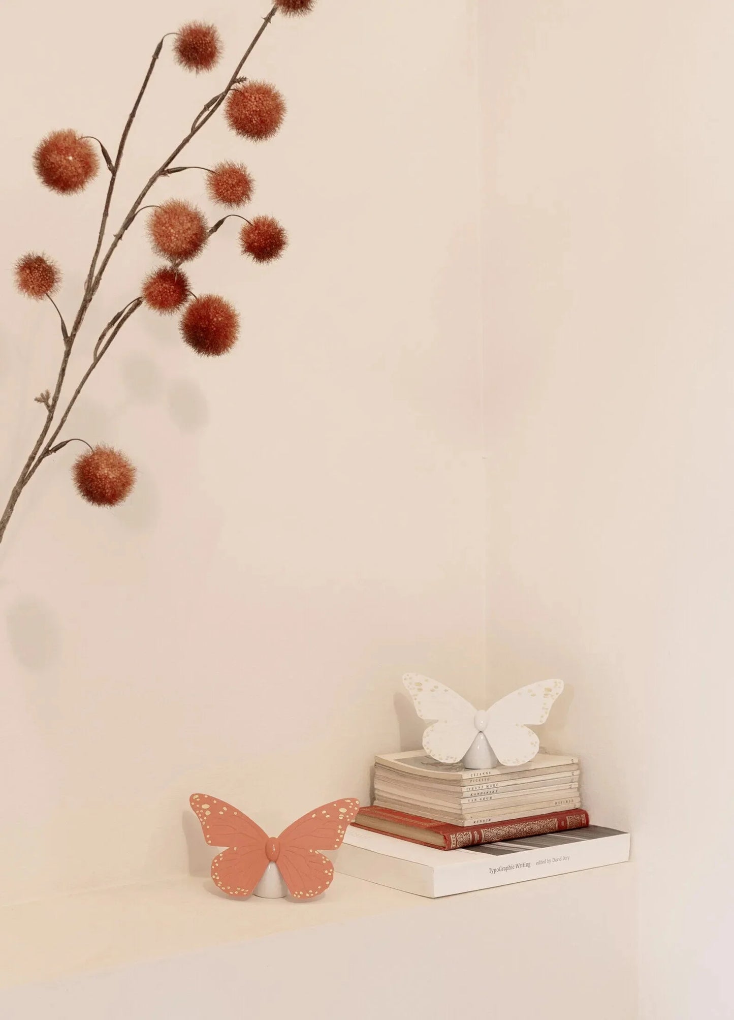 Lladro Butterfly Coral Gold-Figurines-Goviers