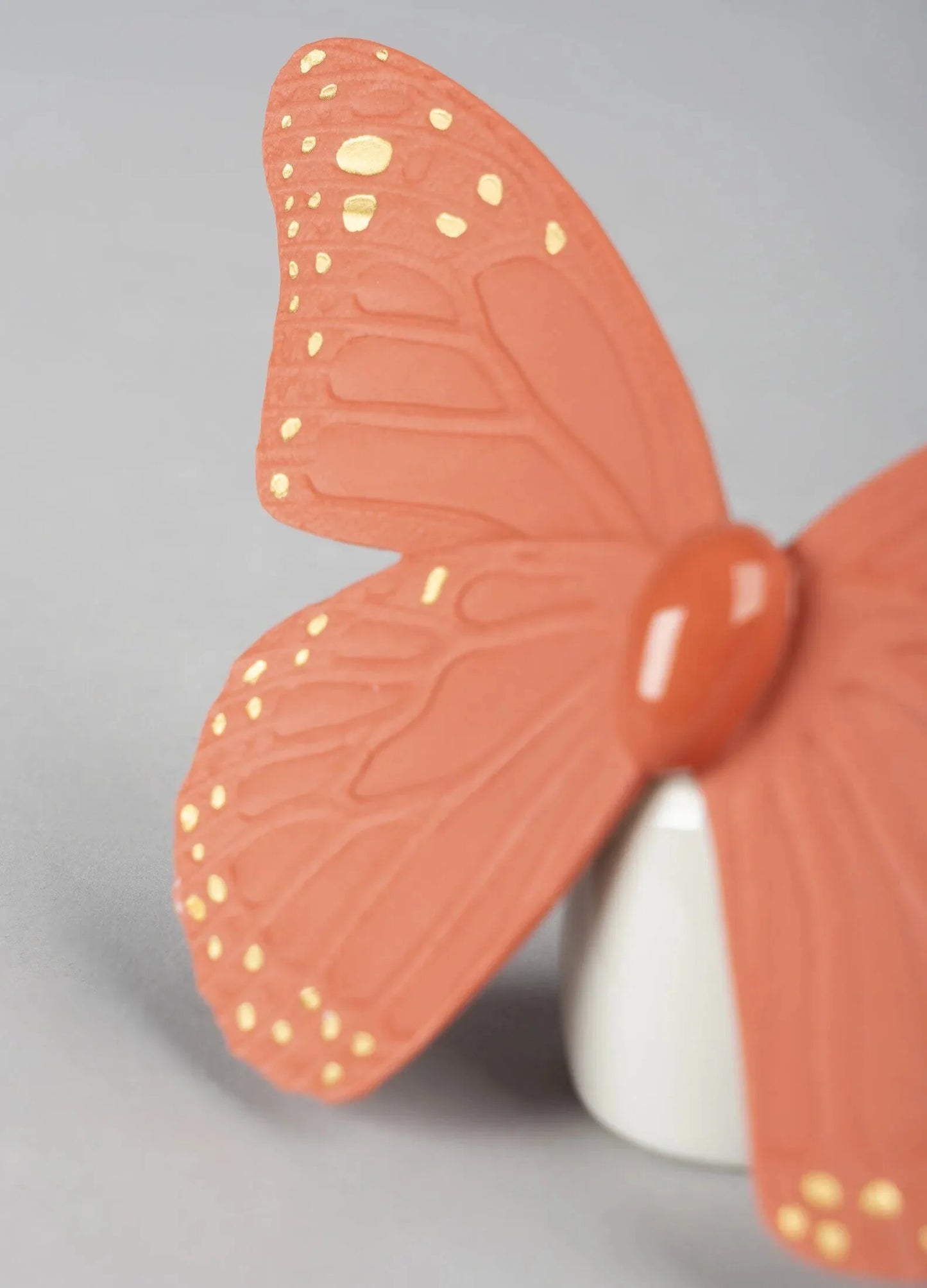 Lladro Butterfly Coral Gold-Figurines-Goviers