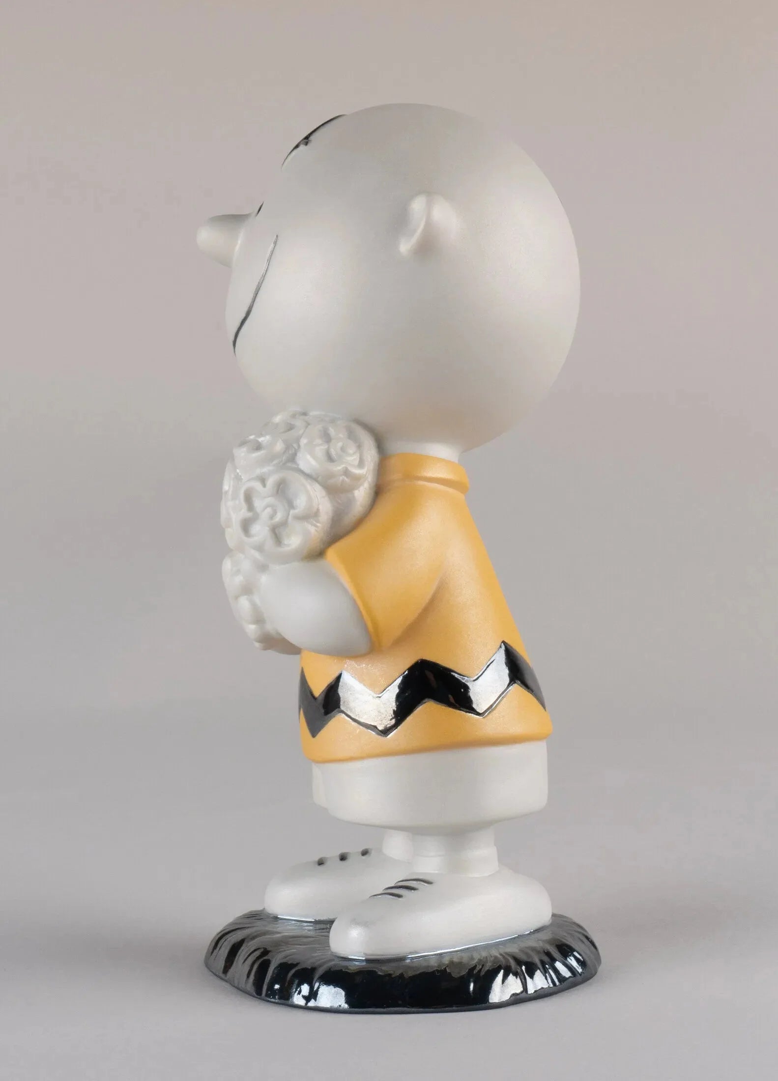 Lladro Charlie Brown-Goviers