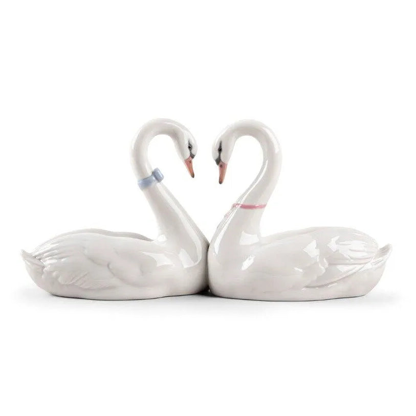 Lladro Endless Love Cake Topper-Goviers