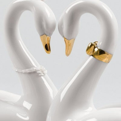 Lladro Endless love (Golden Re-Deco)-Goviers