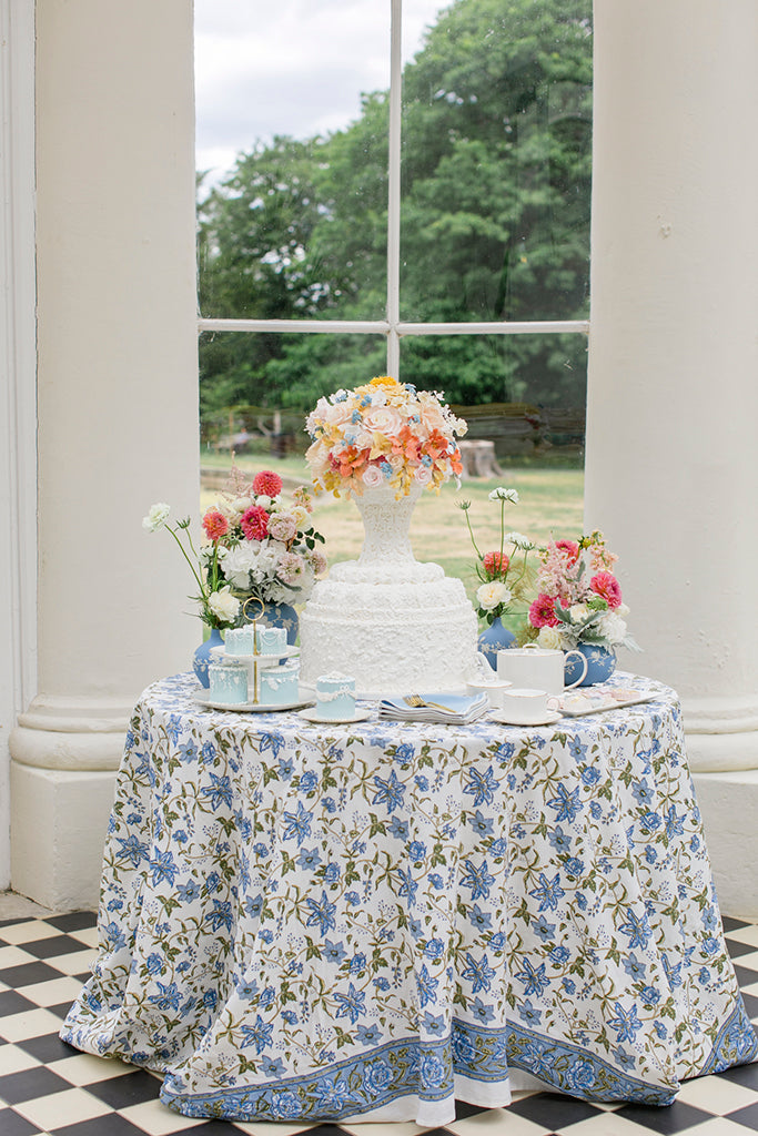 Wedgwood Gio Gold Sugar Bowl and Milk Jug